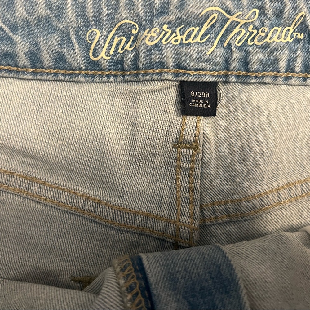 Universal Thread High Rise Shorts - Picture 3 of 5